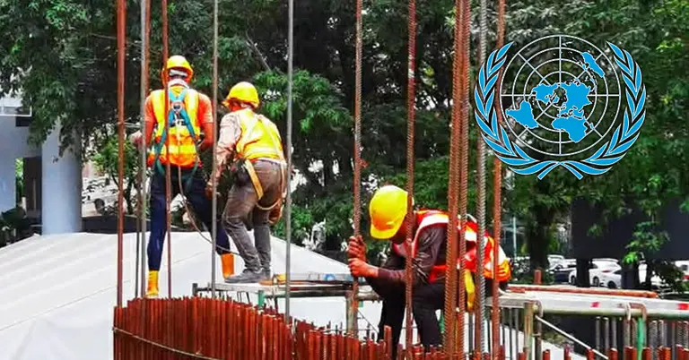 মালয়েশিয়া কর্মরত বাংলাদেশি ও জাতিসংঘের লোগো